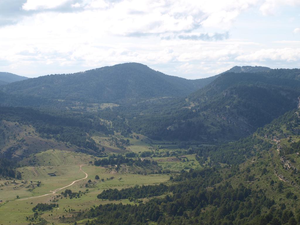 Гостьовий будинок Alojamiento Turistico "El Torreon" Fresneda de la Sierra Екстер'єр фото