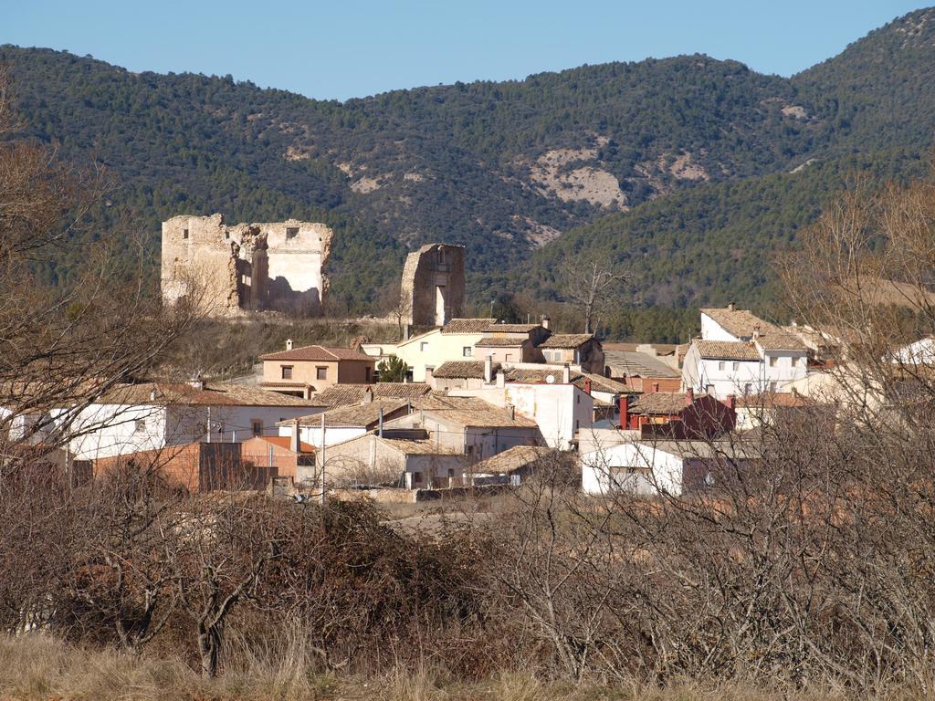 Гостьовий будинок Alojamiento Turistico "El Torreon" Fresneda de la Sierra Екстер'єр фото